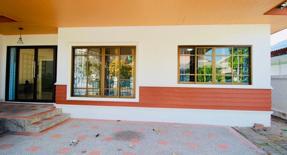 For sale 3 ベッドルーム house in Mueang Rayong, Rayong