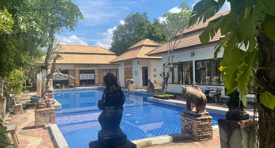 For sale 3 ベッドルーム house in Mueang Rayong, Rayong