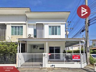 Reihenhaus zum Kauf mit 3 Zimmer in Sam Phran, Nakhon Pathom
