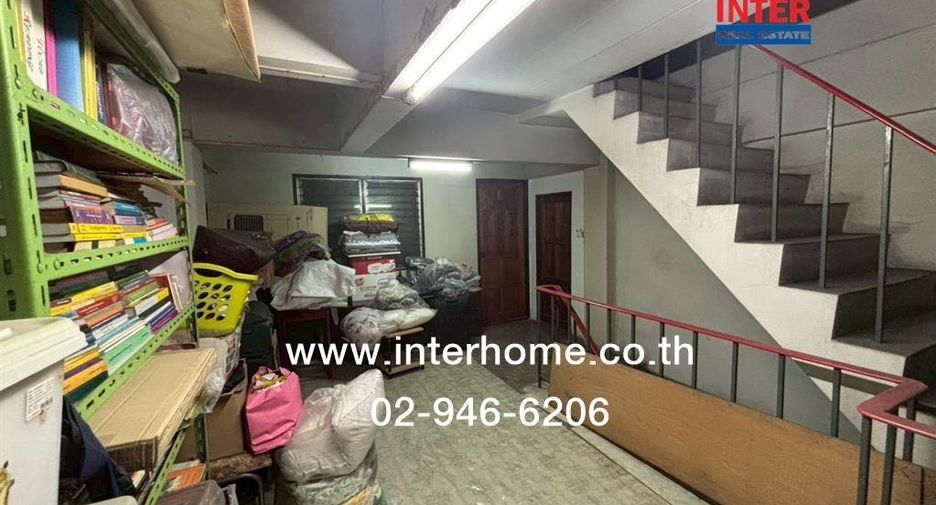 For sale 4 bedrooms retail Space in Lam Luk Ka, Pathum Thani