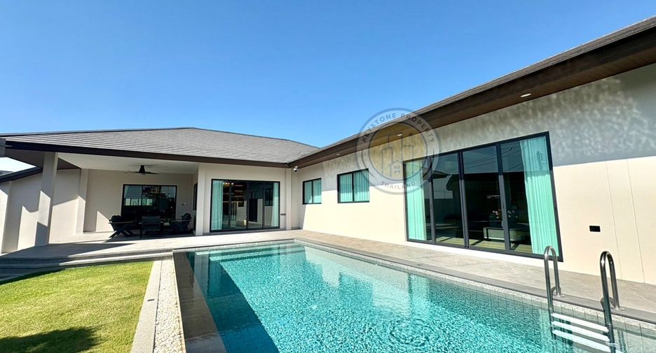 À louer et à vendre 5 chambres villa à East Pattaya, Pattaya