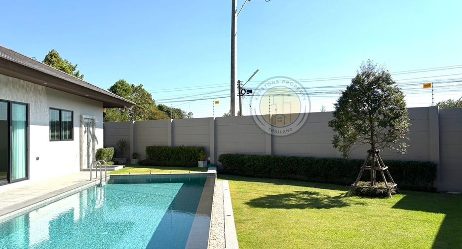 À louer et à vendre 5 chambres villa à East Pattaya, Pattaya