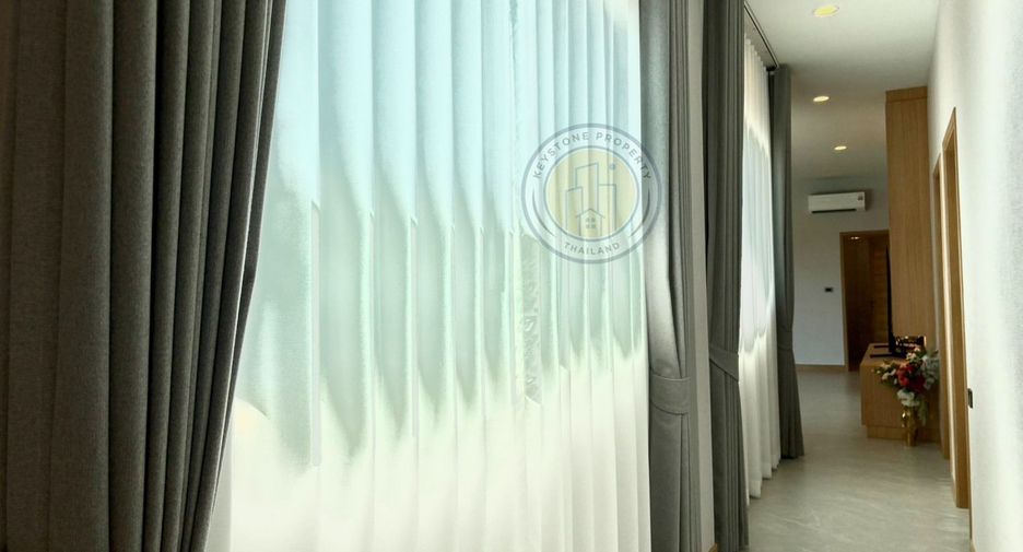 À louer et à vendre 5 chambres villa à East Pattaya, Pattaya