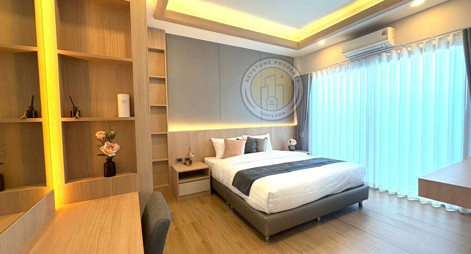 À louer et à vendre 5 chambres villa à East Pattaya, Pattaya