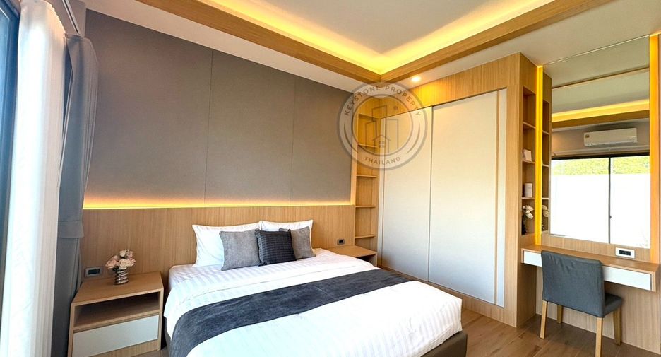 À louer et à vendre 5 chambres villa à East Pattaya, Pattaya