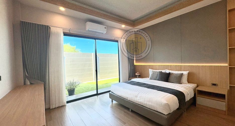 À louer et à vendre 5 chambres villa à East Pattaya, Pattaya