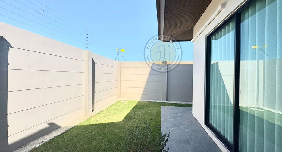 À louer et à vendre 5 chambres villa à East Pattaya, Pattaya