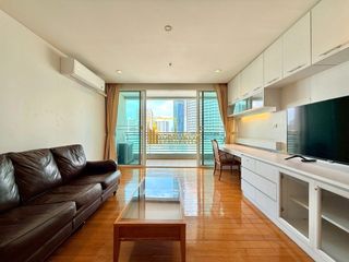 Condo en alquiler de 3 habitaciones en Sathon, Bangkok
