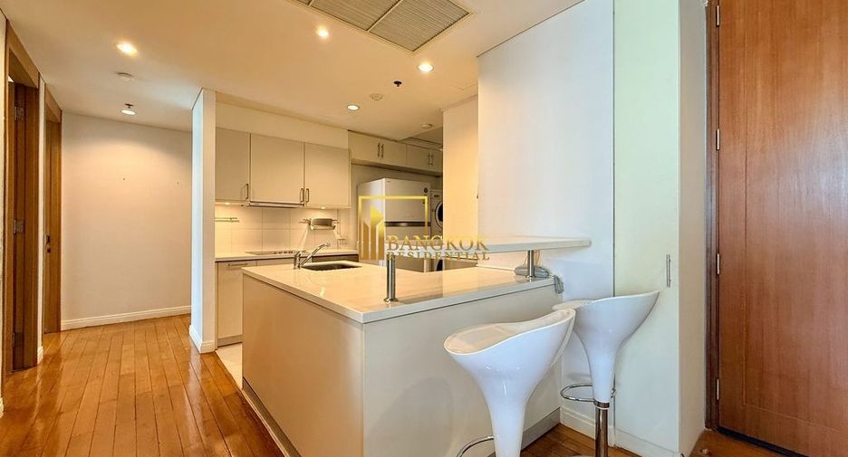 Condo en alquiler de 3 habitaciones en Sathon, Bangkok