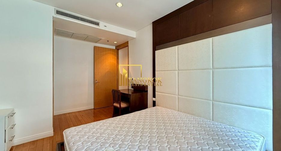 Condo en alquiler de 3 habitaciones en Sathon, Bangkok