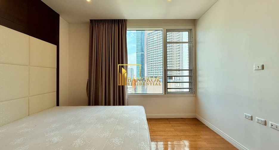Condo en alquiler de 3 habitaciones en Sathon, Bangkok