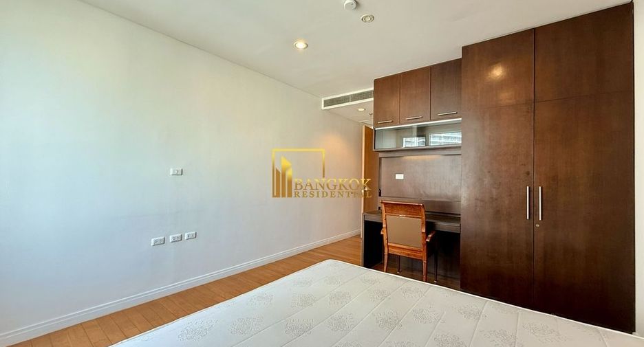 Condo en alquiler de 3 habitaciones en Sathon, Bangkok