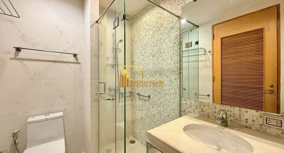 Condo en alquiler de 3 habitaciones en Sathon, Bangkok