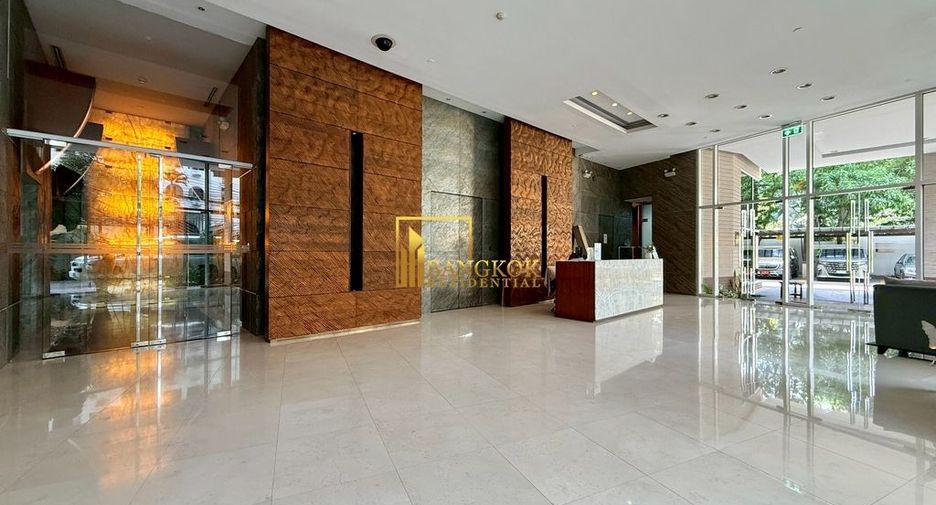 Condo en alquiler de 3 habitaciones en Sathon, Bangkok