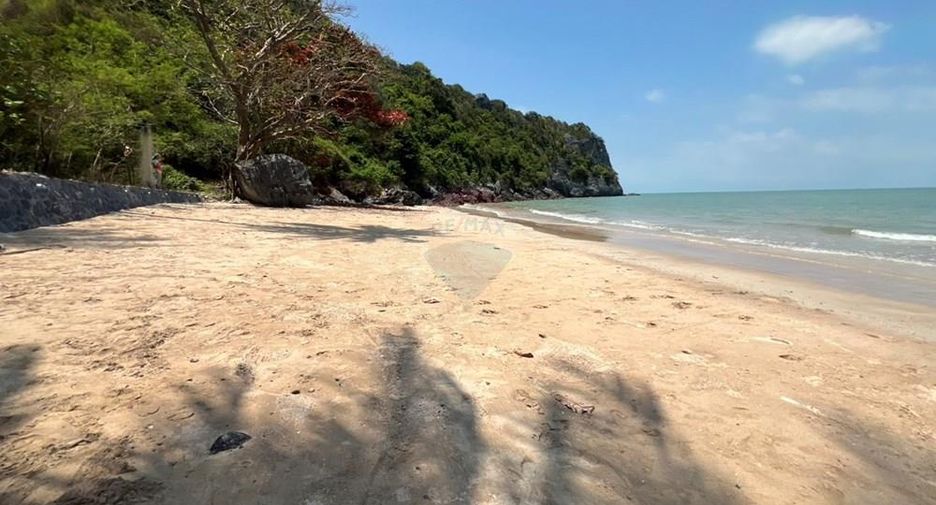 出售 土地 在 Khanom, Nakhon Si Thammarat