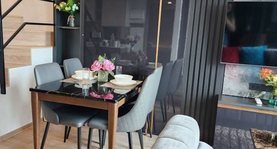 出租 2 卧室 公寓 在 Huai Khwang, 曼谷