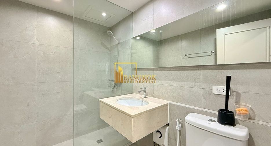 For rent 3 bedrooms condo in Khlong Toei, Bangkok