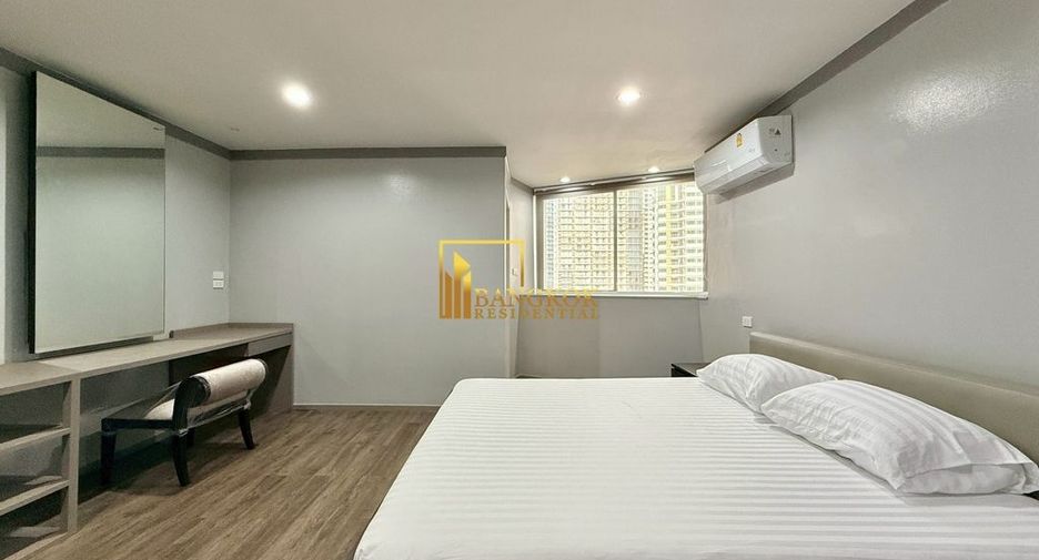 For rent 3 bedrooms condo in Khlong Toei, Bangkok
