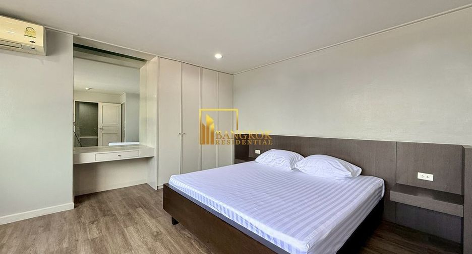 For rent 3 bedrooms condo in Khlong Toei, Bangkok