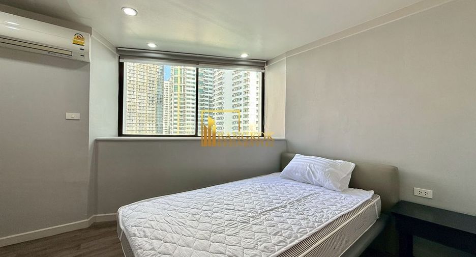 For rent 3 bedrooms condo in Khlong Toei, Bangkok