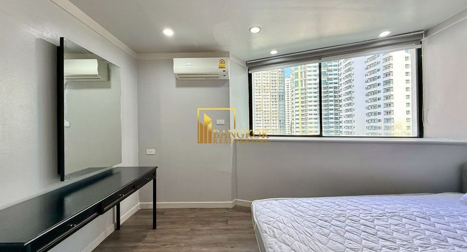 For rent 3 bedrooms condo in Khlong Toei, Bangkok