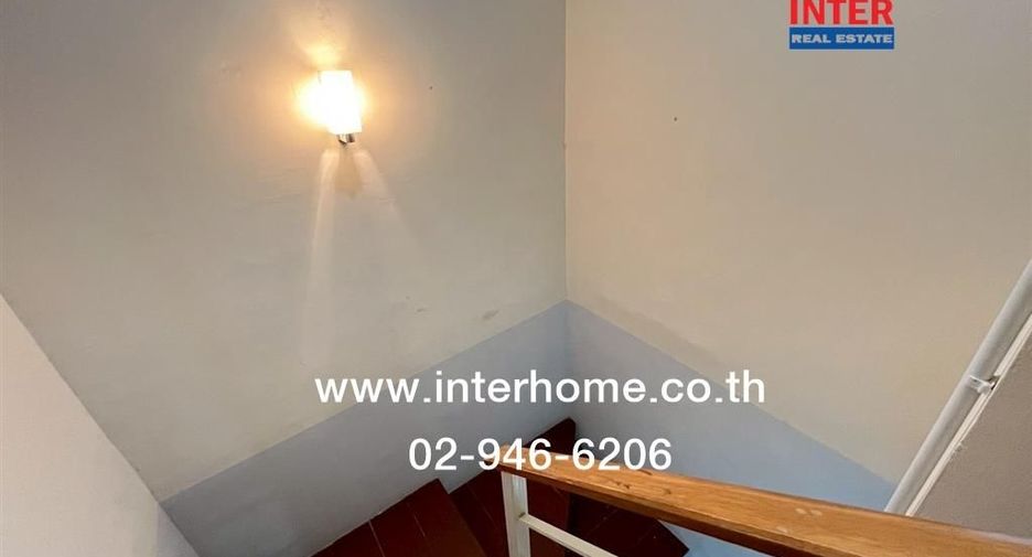 Casa adosada en venta de 3 habitaciones en Bang Kruai, Nonthaburi