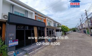 À vendre 3 chambres maison de ville à Bang Kruai, Nonthaburi