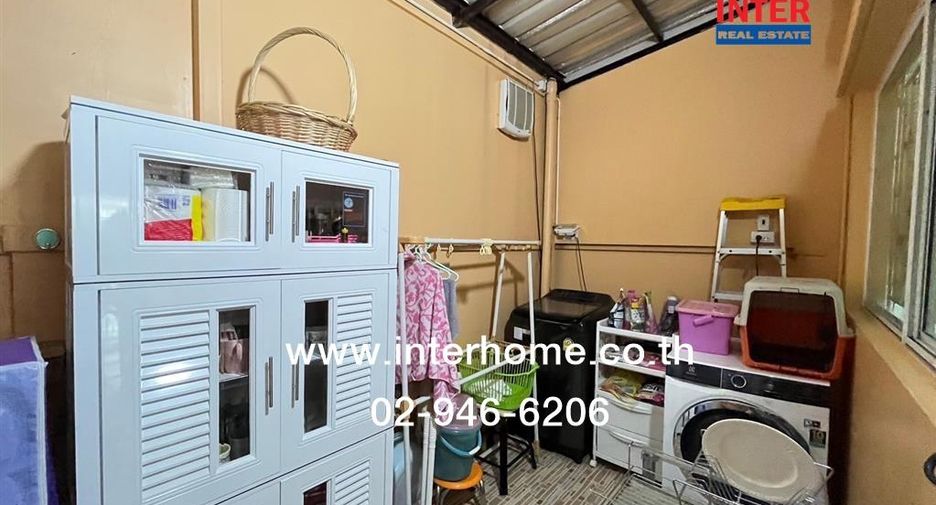 Casa adosada en venta de 3 habitaciones en Bang Kruai, Nonthaburi