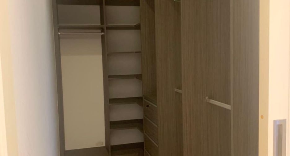 Wohnung zur Miete mit 2 Zimmer in Sathon, Bangkok