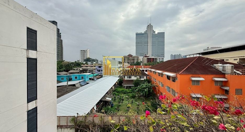 Apartamento en alquiler de 4 habitaciones en Sathon, Bangkok