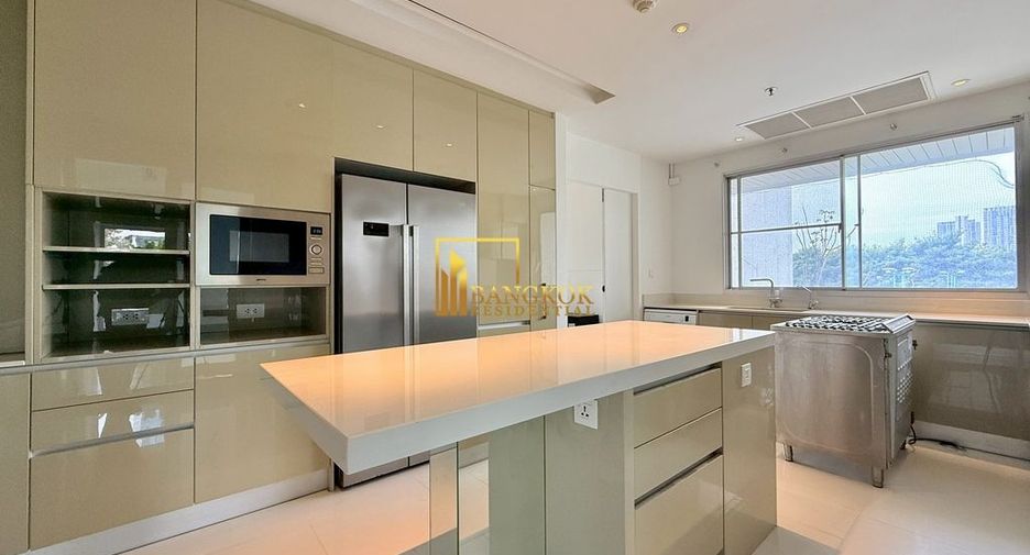 Apartamento en alquiler de 4 habitaciones en Sathon, Bangkok