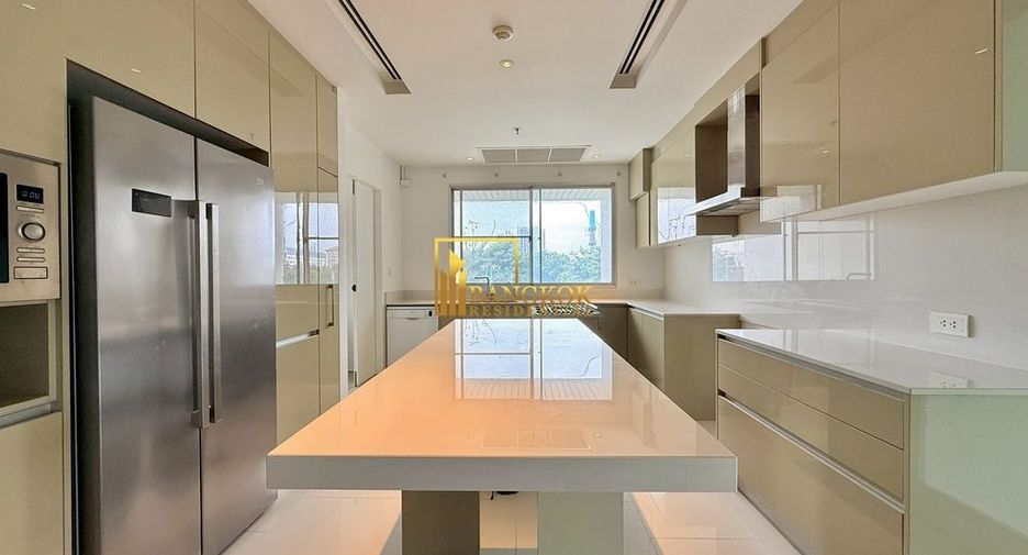 Apartamento en alquiler de 4 habitaciones en Sathon, Bangkok