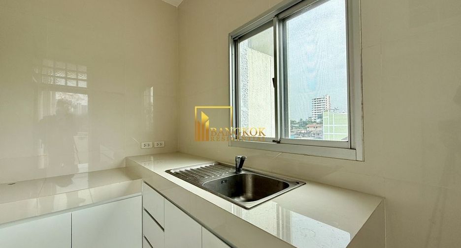 Apartamento en alquiler de 4 habitaciones en Sathon, Bangkok