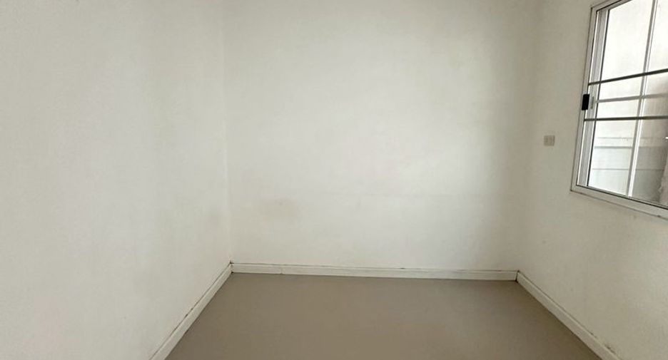 出租 3 卧室 公寓 在 Si Racha, Chon Buri