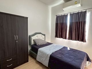 For rent 3 bedrooms condo in Si Racha, Chonburi