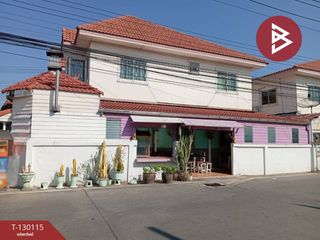 À vendre 2 chambres maison de ville à Sam Phran, Nakhon Pathom
