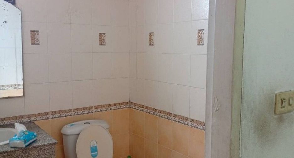 Продажа 2 спальни таунхаус в Sam Phran, Накхонпатхом