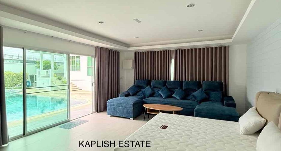For rent and for sale 4 bedrooms villa in Bang Lamung, Chonburi
