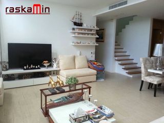 For sale 3 ベッドルーム condo in Bang Lamung, Chonburi