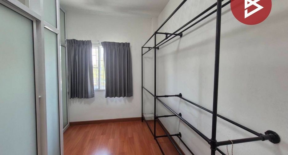 Haus zum Kauf mit 4 Zimmer in Bang Kruai, Nonthaburi