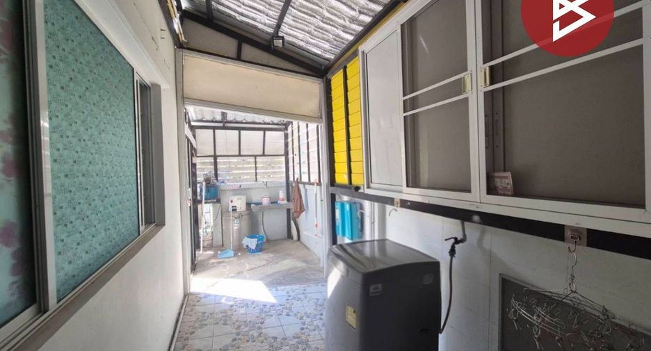 Haus zum Kauf mit 4 Zimmer in Bang Kruai, Nonthaburi