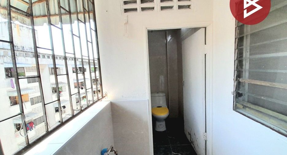For sale 1 bed condo in Phra Pradaeng, Samut Prakan