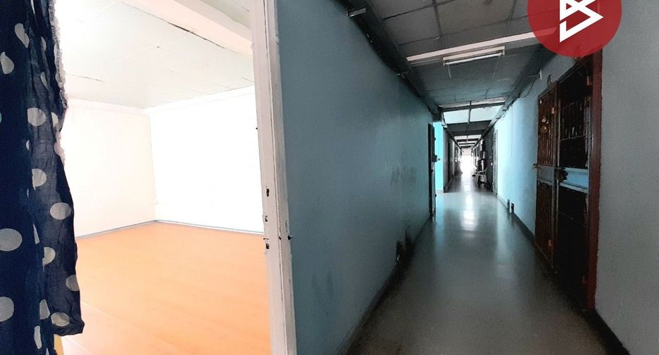 For sale 1 bed condo in Phra Pradaeng, Samut Prakan