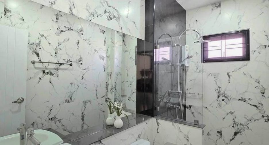 For sale 32 bedrooms house in Bang Lamung, Chonburi
