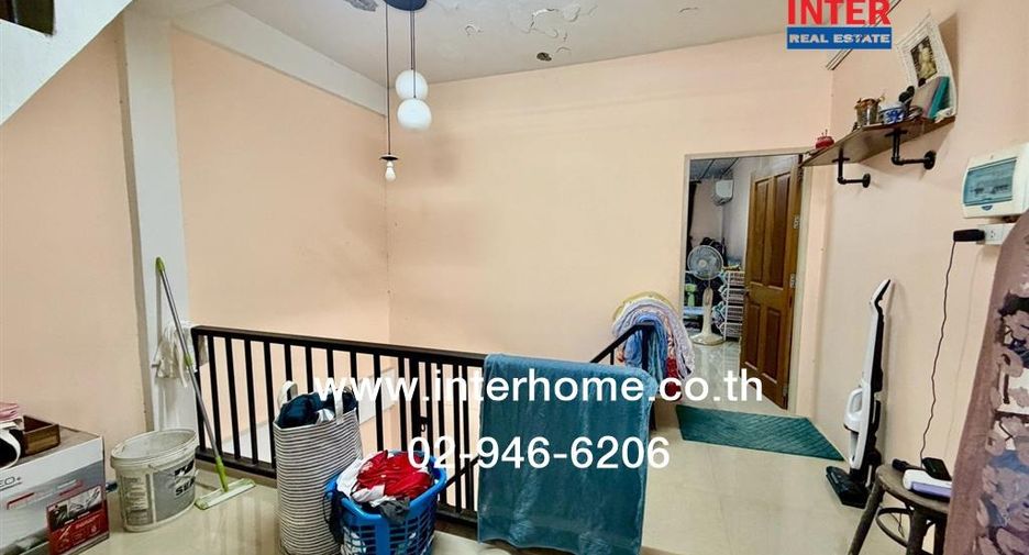 For sale 4 bedrooms retail Space in Sathon, Bangkok