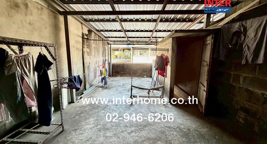 For sale 4 bedrooms retail Space in Sathon, Bangkok