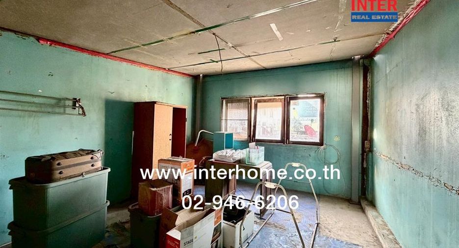 For sale 4 bedrooms retail Space in Sathon, Bangkok