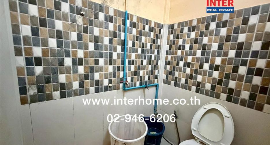 For sale 4 bedrooms retail Space in Sathon, Bangkok