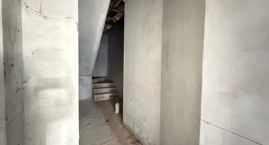For sale retail Space in Mueang Krabi, Krabi