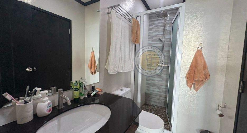 出售 2 卧室 公寓 在 Bang Lamung, Chon Buri
